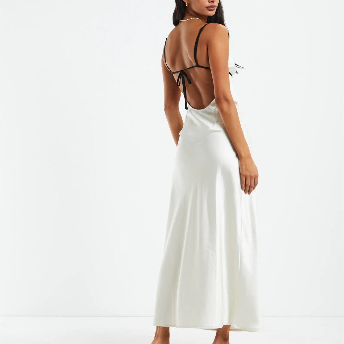 BACKLESS LACE-UP MAXI DRESS