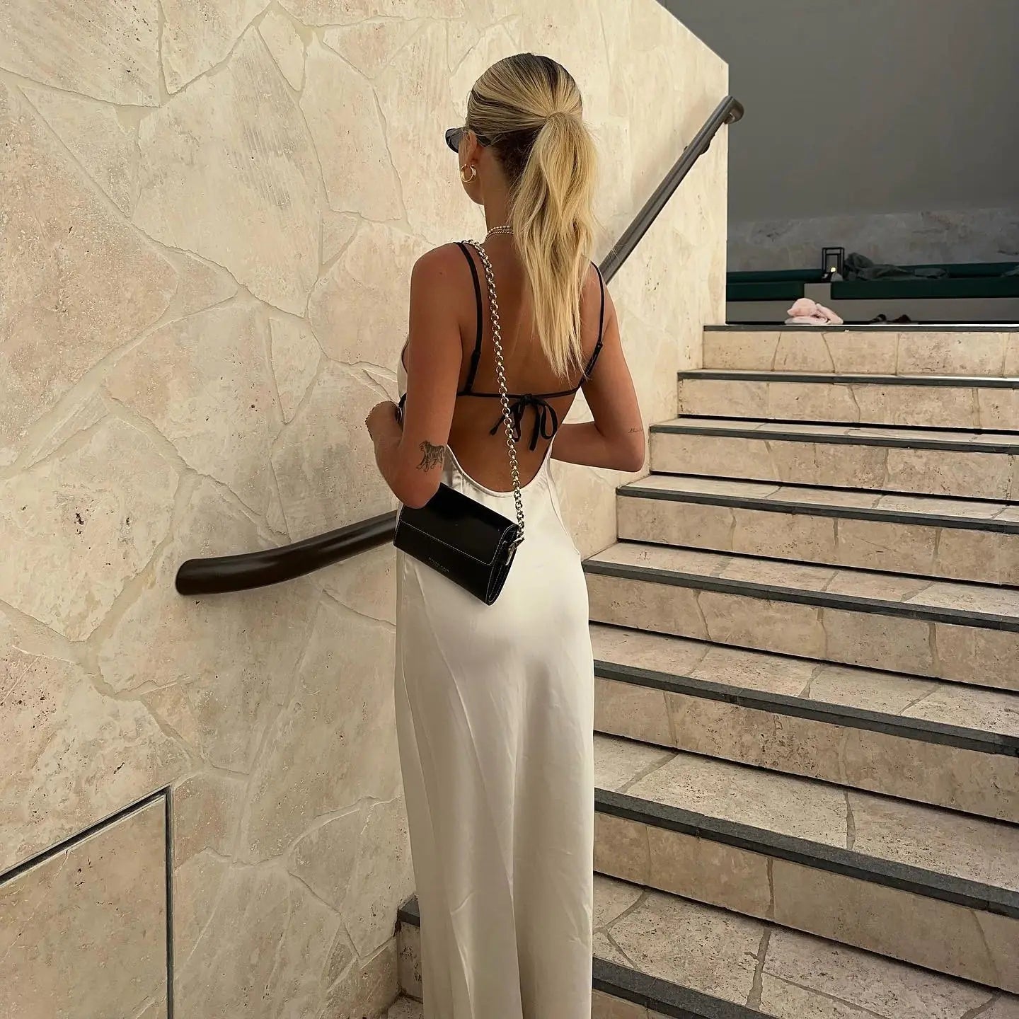 BACKLESS LACE-UP MAXI DRESS