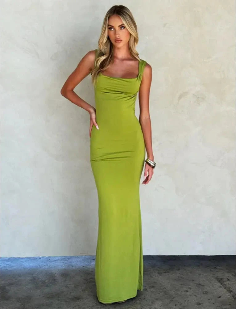 FORM FITTING BACKLESS MAXI DRESS